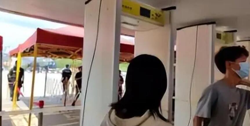 考場(chǎng)安檢為什么要選擇使用手機(jī)安檢門(mén)防止作弊?